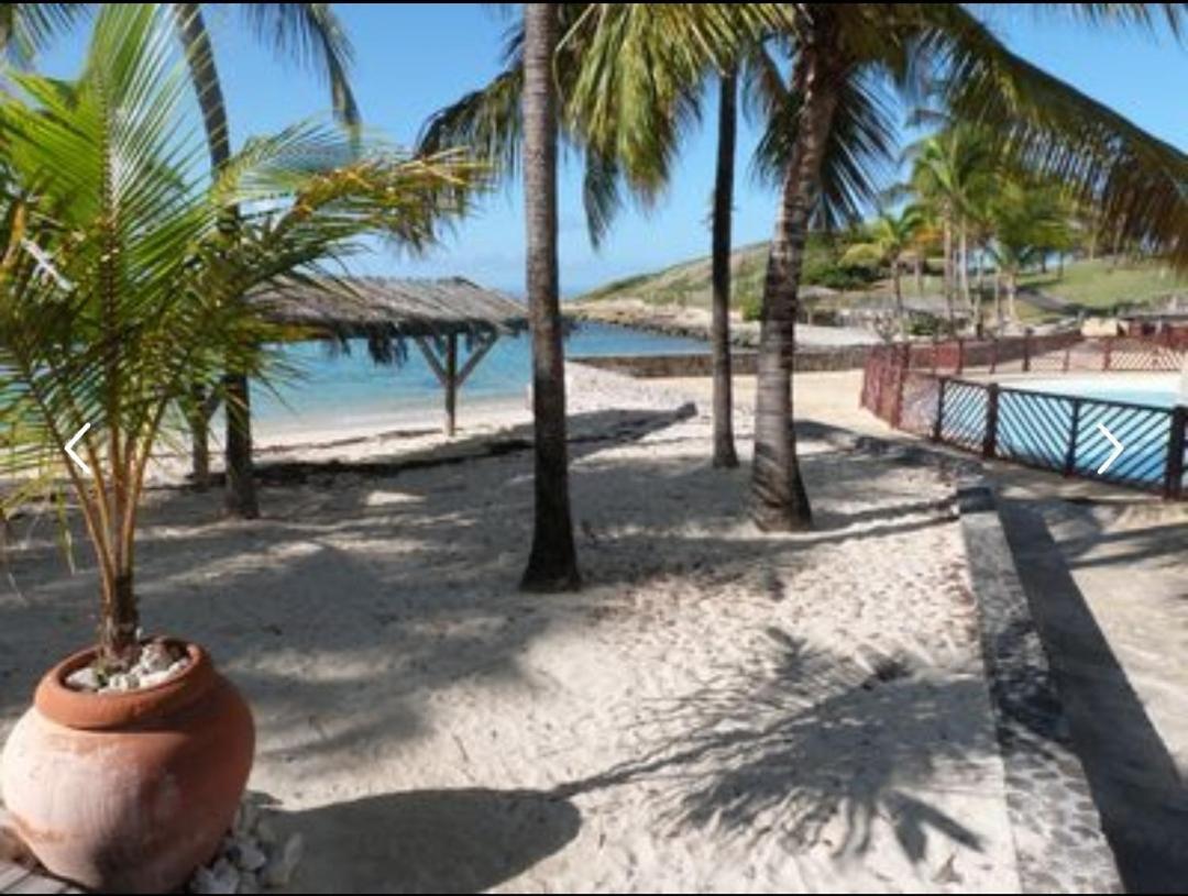 Studio Vue Mer Piscine Plage Kaz Punch Manganao Chez Julie Сен-Франсуа Экстерьер фото